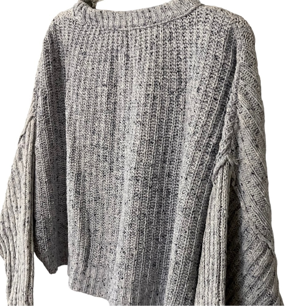 Free People On Your Side Cropped Cable Knit boxy slouchy  Crew Neck Sweater L - Picture 6 of 15